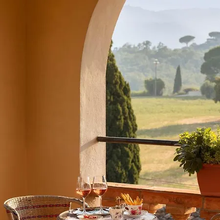 Le Farnete Bed & Breakfast 3*